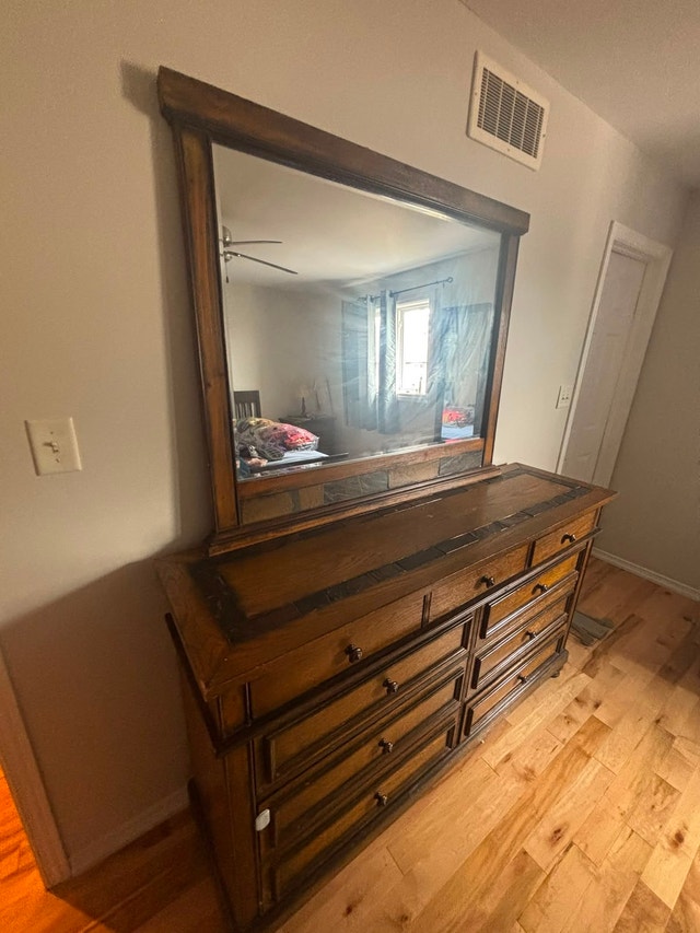 Dresser Set of 2 Solid wood