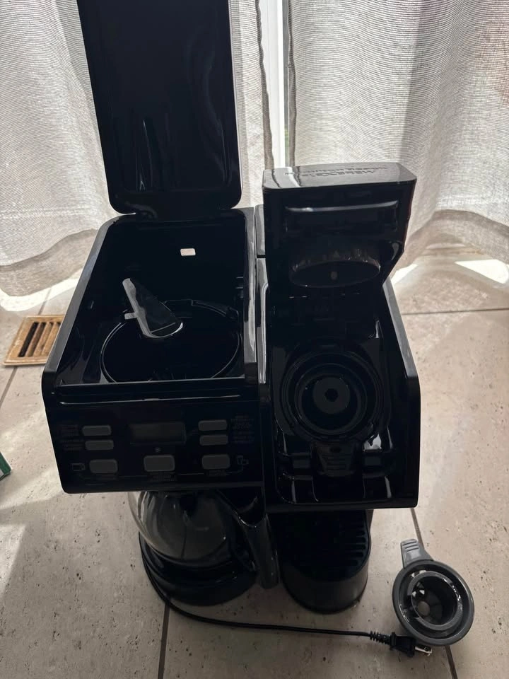 Hamilton Beach FlexBrew Trio 3-Way Coffee Maker - Used Once - photo 3