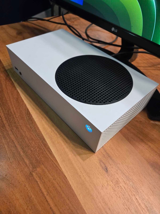 Microsoft Xbox Series S - photo 2