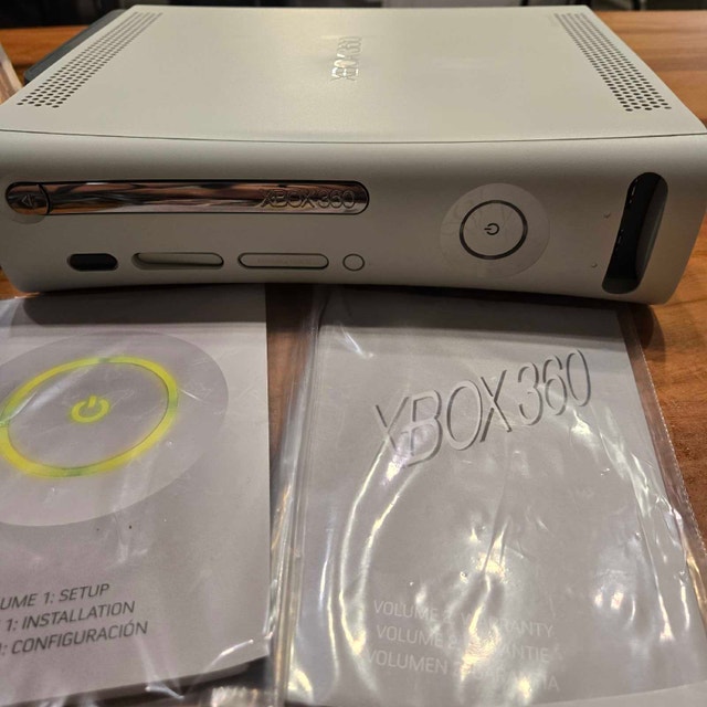 Microsoft Xbox 360 Console cib - photo 2