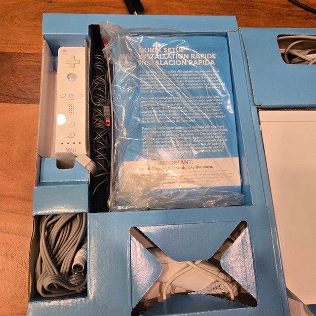 Nintendo Wii Console - photo 5