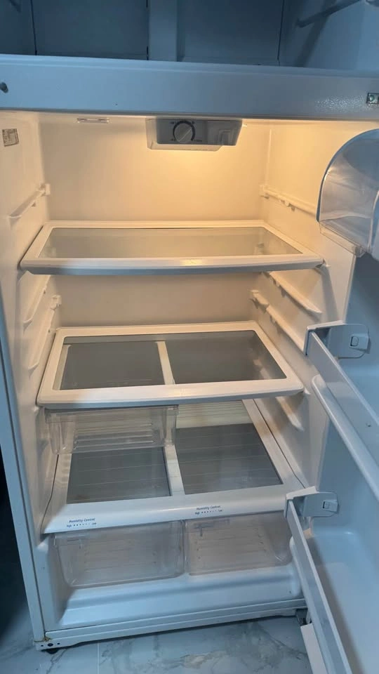 Refrigerator - photo 3