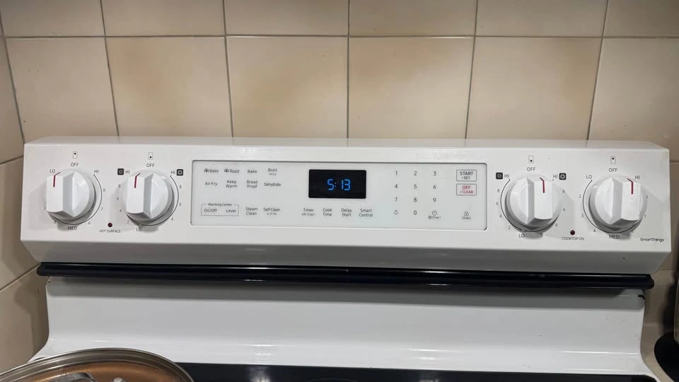 Samsung Electric Stove - photo 3