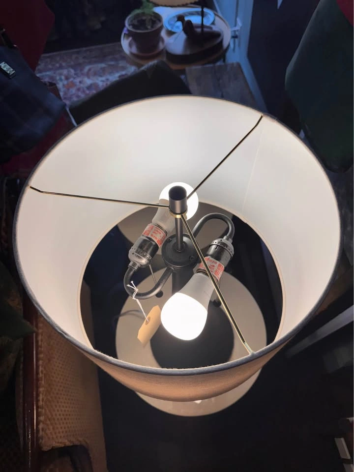 Modern Black Double-Bulb Table Lamp with Linen Shade - photo 3