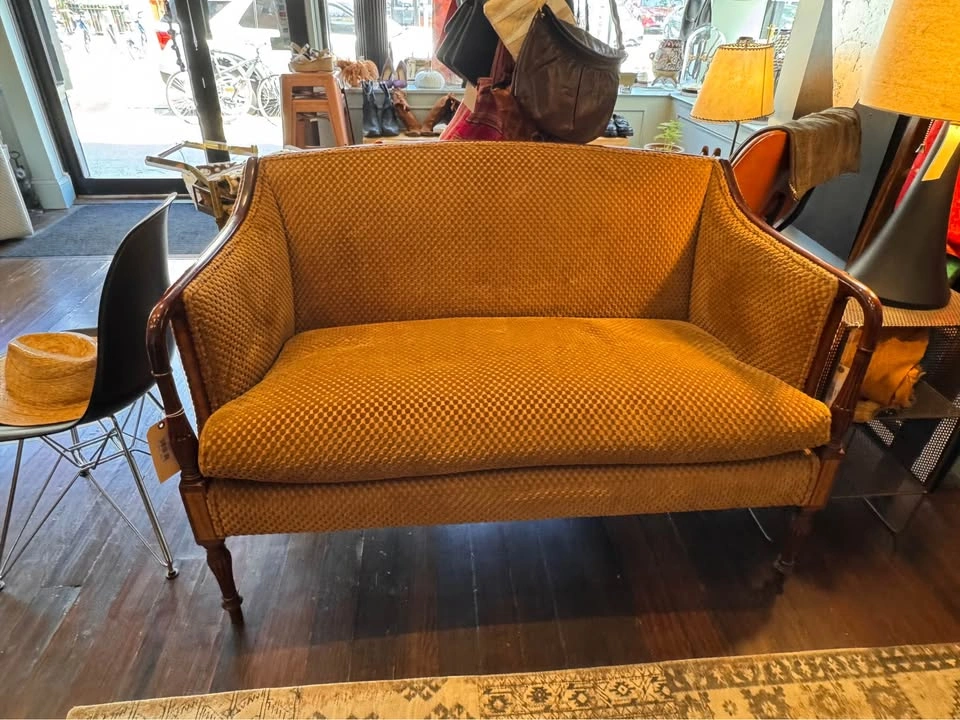 Elegant antique Edwardian mahogany settee - photo 2