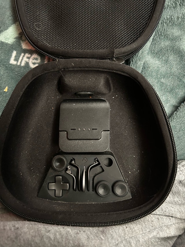 Xbox elite series two controller - photo 2