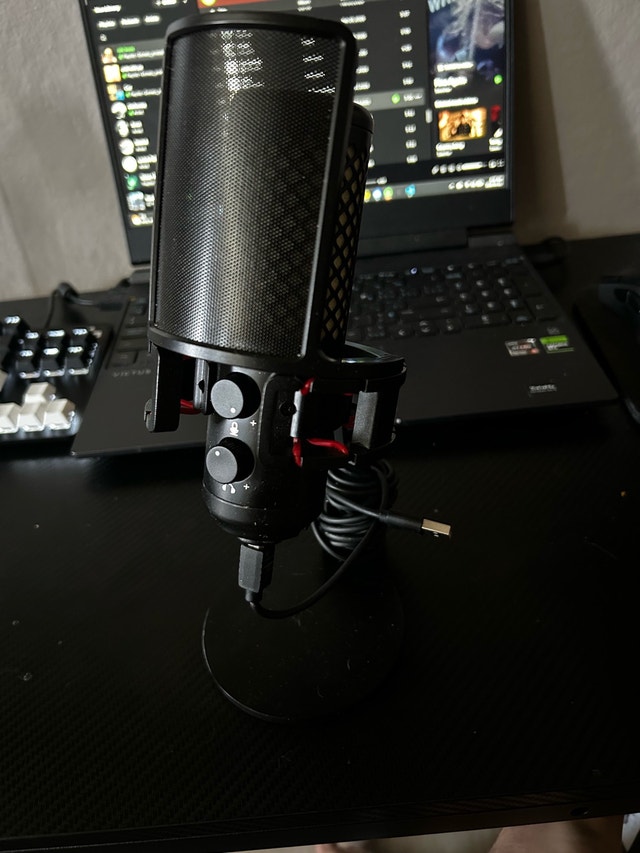 ZealSound microphone (RGB)