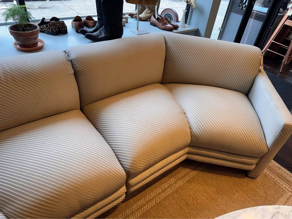Vintage 1980s Postmodern Curved Sectional Sofa - photo 5