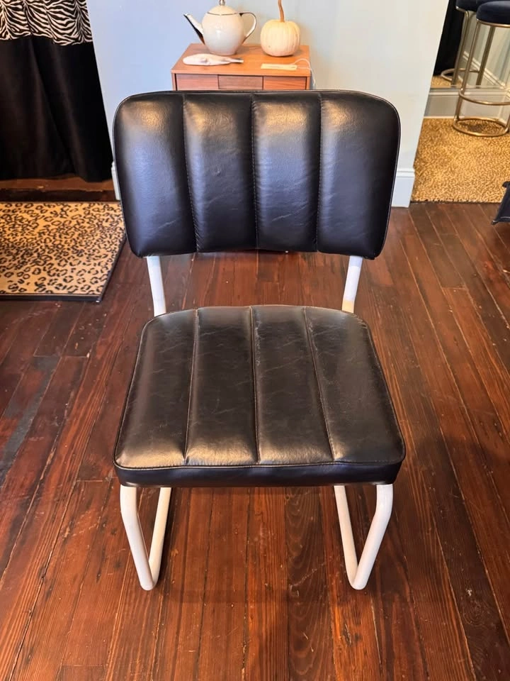 Black Leather Vintage chair - photo 2