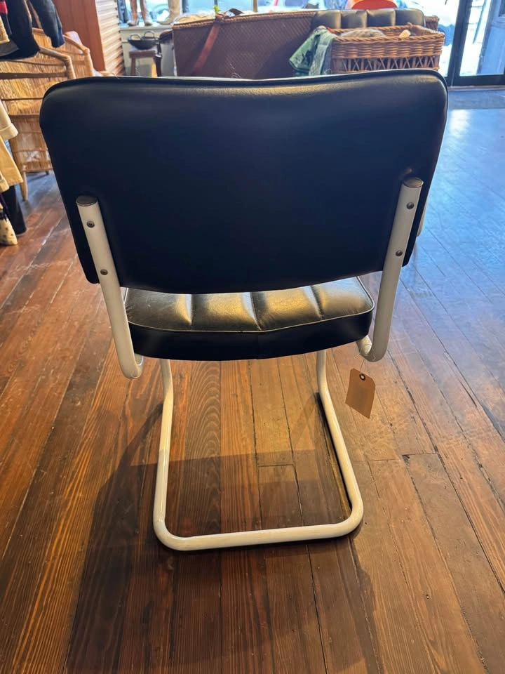Black Leather Vintage chair - photo 3