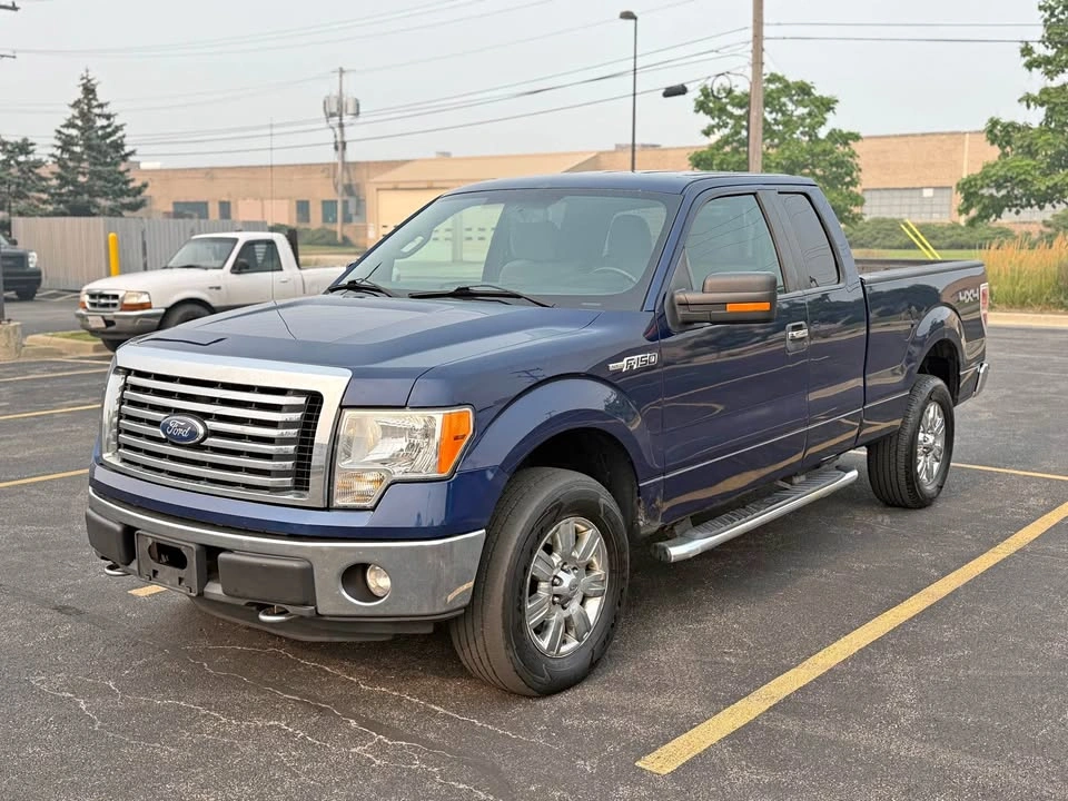 2011 Ford F-150 XLT Pickup 4D 5 1/2 ft
