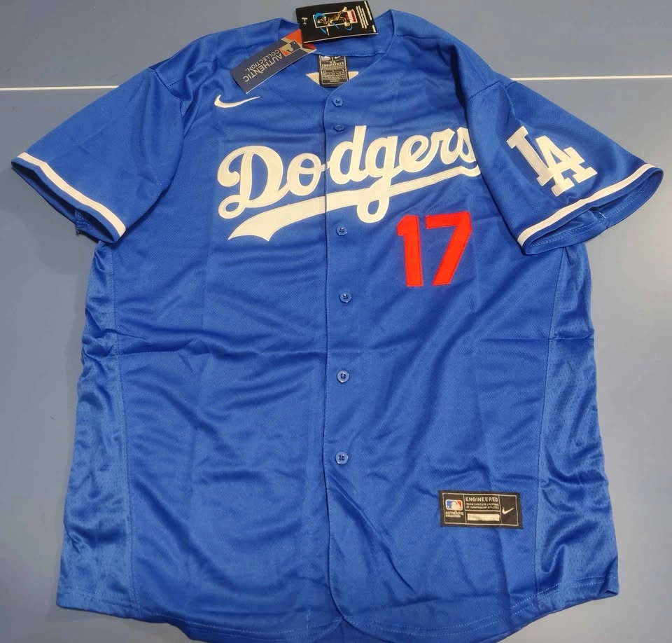 Dodgers Ohtani / Yamamoto jerseys - photo 2