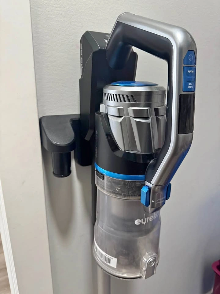 Eureka cordless vacuum with spare battery