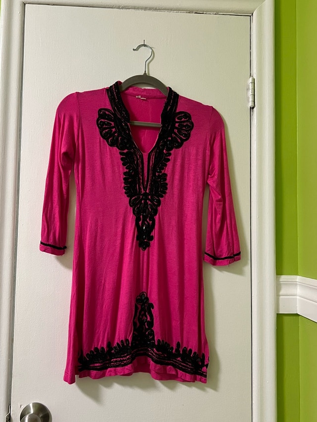 Women's Embroidered Tunic