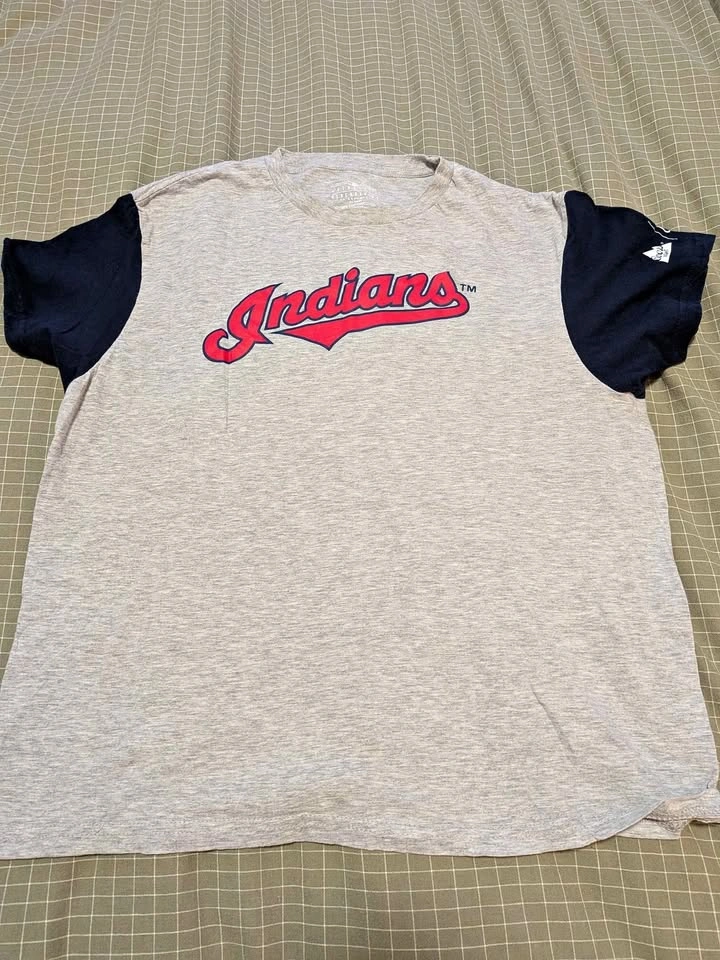 Cleveland Indians shirt