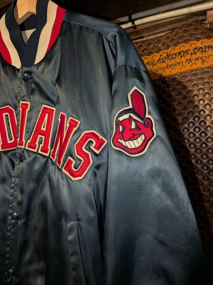 Vintage Cleveland Indians satin jacket - photo 3
