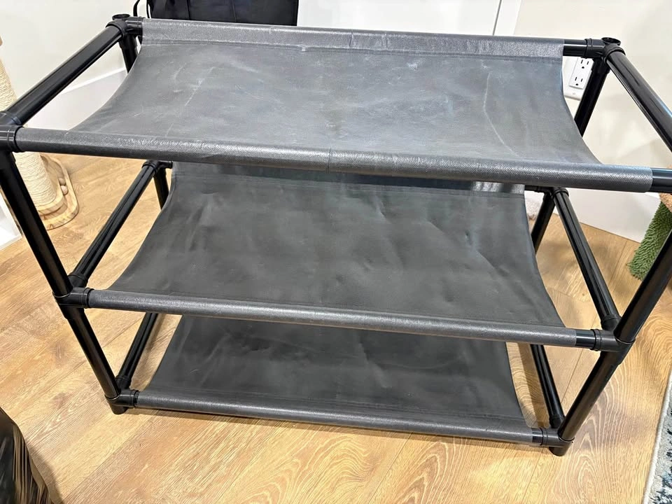 Black shoe rack
