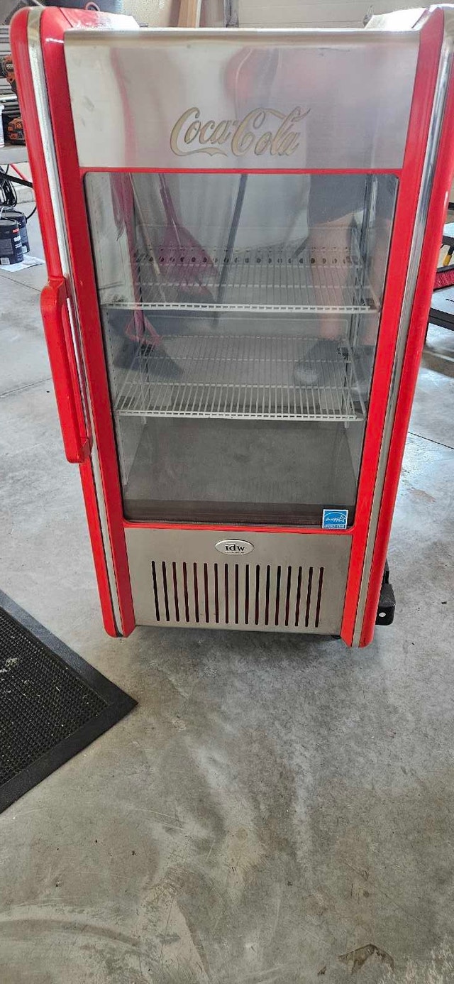 IDW Coca-Cola Beverage Cooler CC3-N13EB