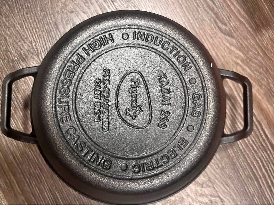 Pigeon CAST IRON KADAI