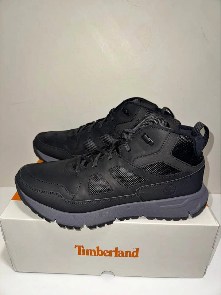 New Men Timberland Hiker Shoes. Size 11.5 & 12 US available.