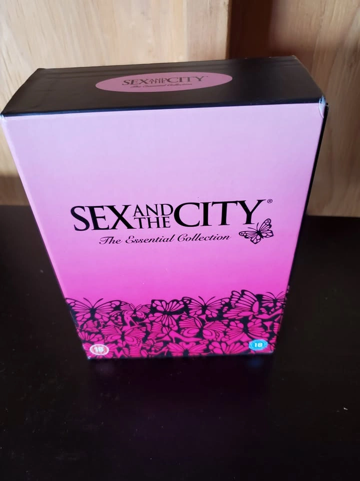 Sex and the City Complete Collection - White Box - photo 4