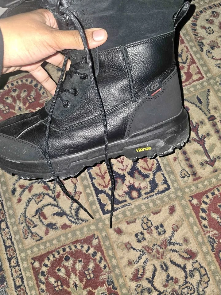 Ugg Adirondack Winter Boots
