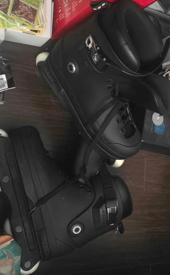 Them Roller Skates - photo 2