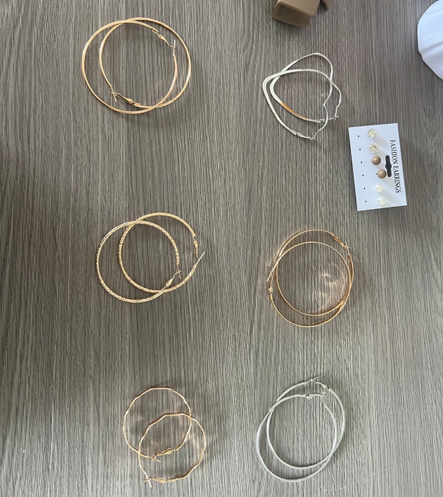earrings