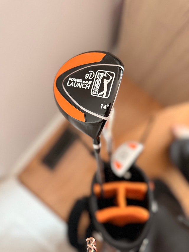 BRAND NEW PGA Tour Junior Golf Club Set - photo 2
