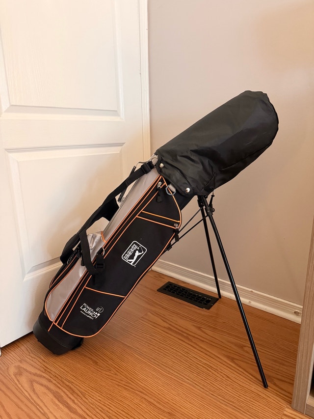 BRAND NEW PGA Tour Junior Golf Club Set - photo 5