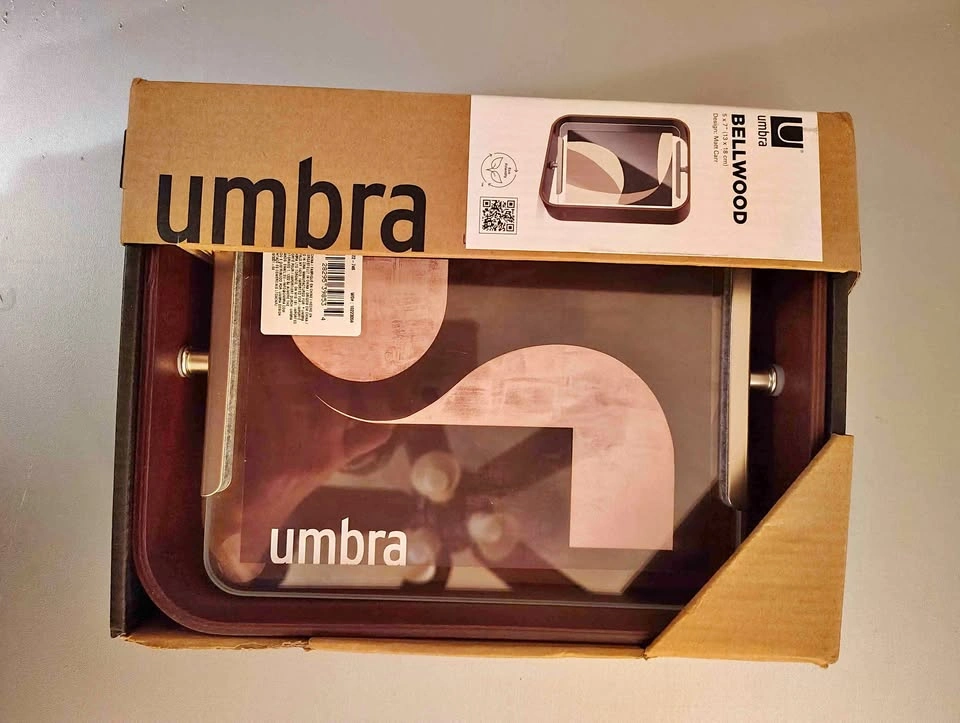 Umbra Bellwood 5x7 Desk Picture Frame – Aged Walnut