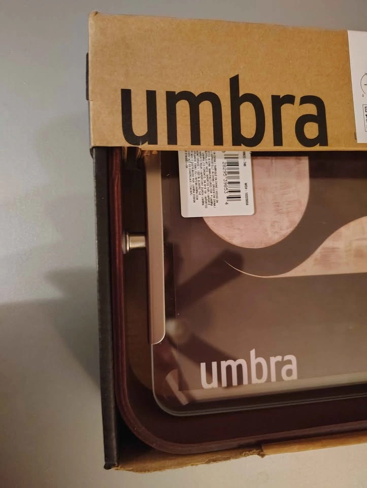 Umbra Bellwood 5x7 Desk Picture Frame – Aged Walnut - photo 4
