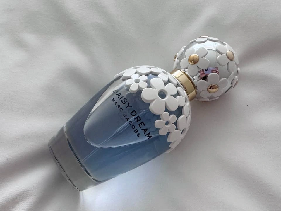 Marc Jacobs Daisy Dream Perfume - photo 2