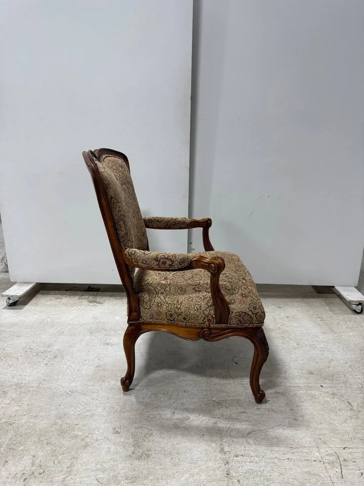 🚚 Delivery + Vintage French Provincial Armchair image indicator(2)