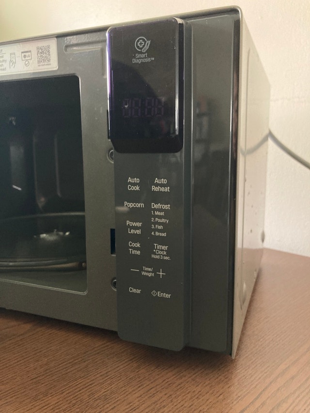 LG Smart Inverter Microwave LMC0975ST - photo 3
