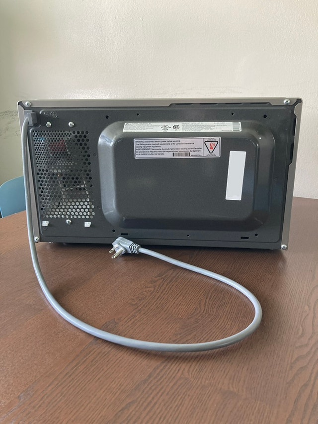 LG Smart Inverter Microwave LMC0975ST - photo 5