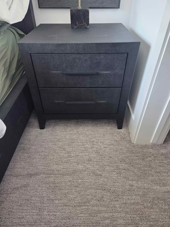Restoration Hardware Graydon Shagreen Queen Bed & 2 Nightstands - photo 5