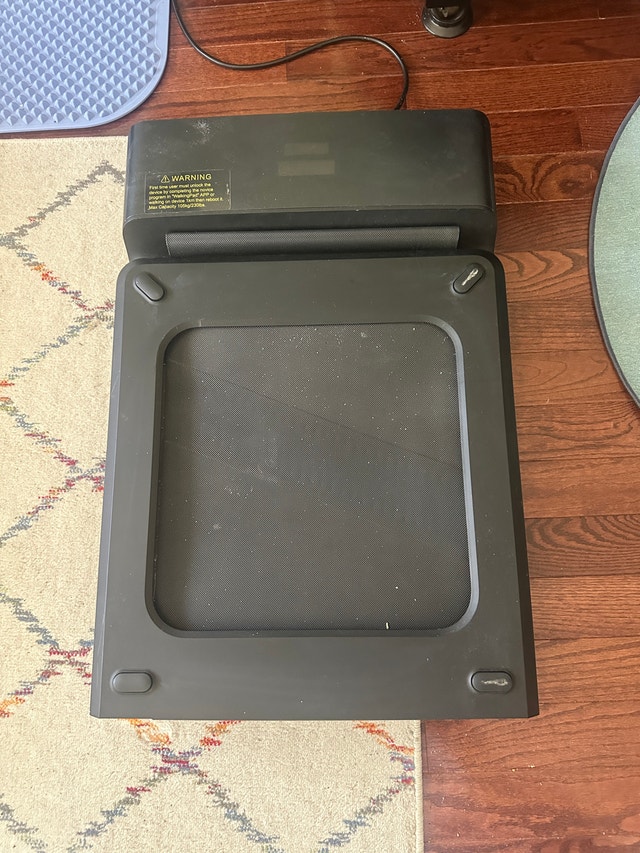 Folding Walking Pad / Compact Treadmill – Excellent Condition - photo 2