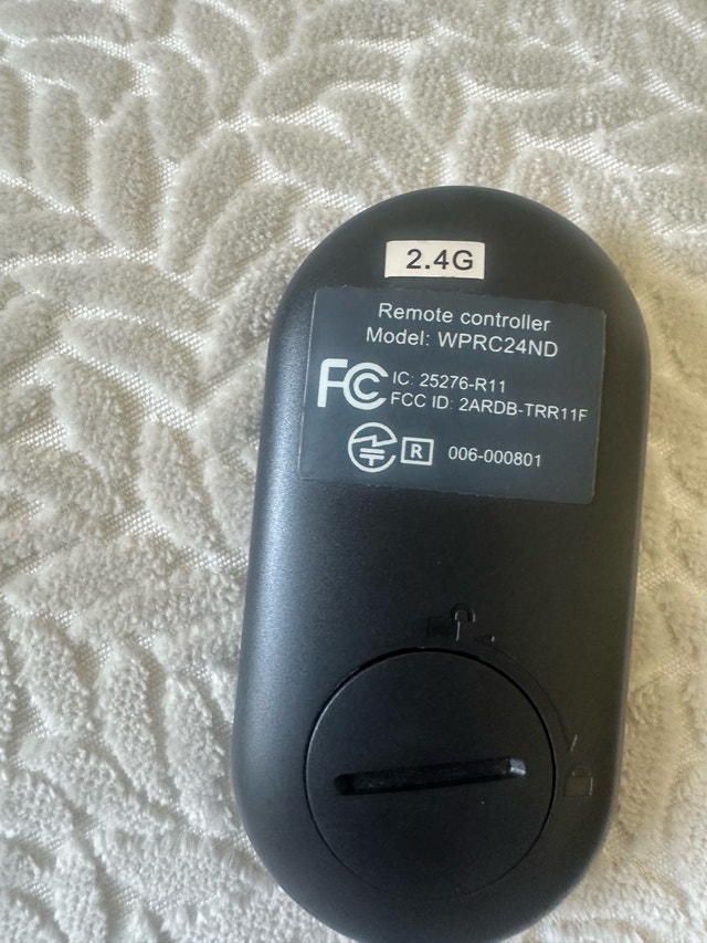 Folding Walking Pad / Compact Treadmill – Excellent Condition - photo 4