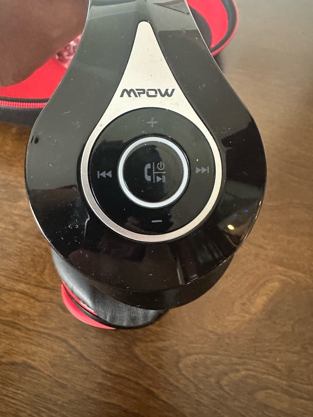 Mpow Bluetooth Headphones – Like New - photo 2