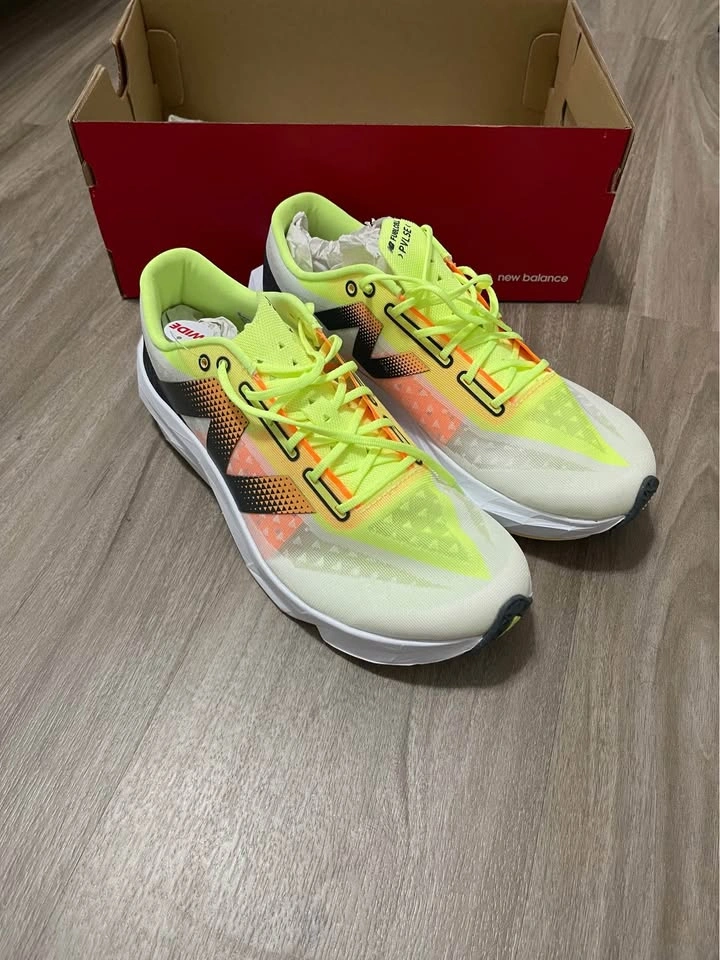 Mens Size 9 New Balance Pulse Shoes - photo 3