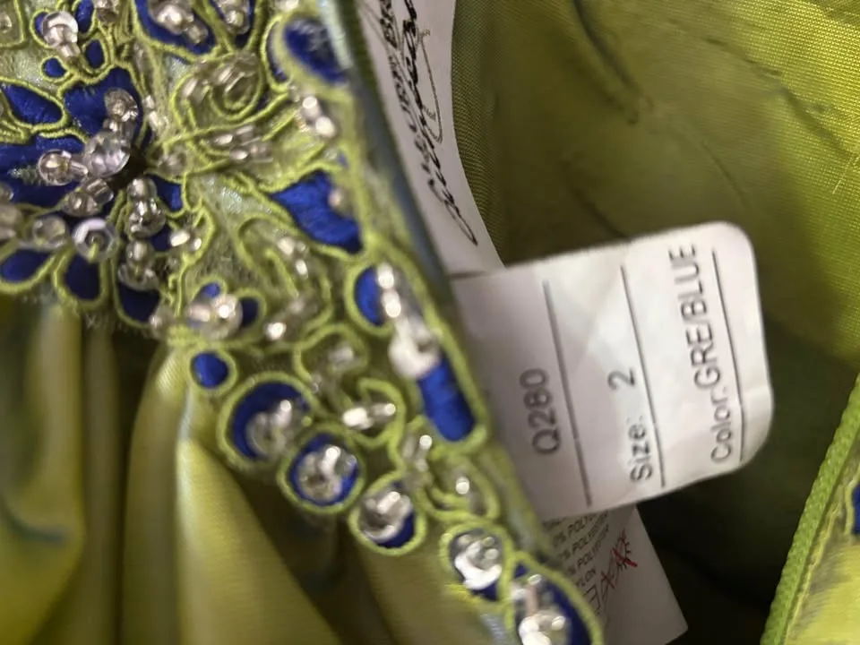 Grad/Prom image indicator(6)