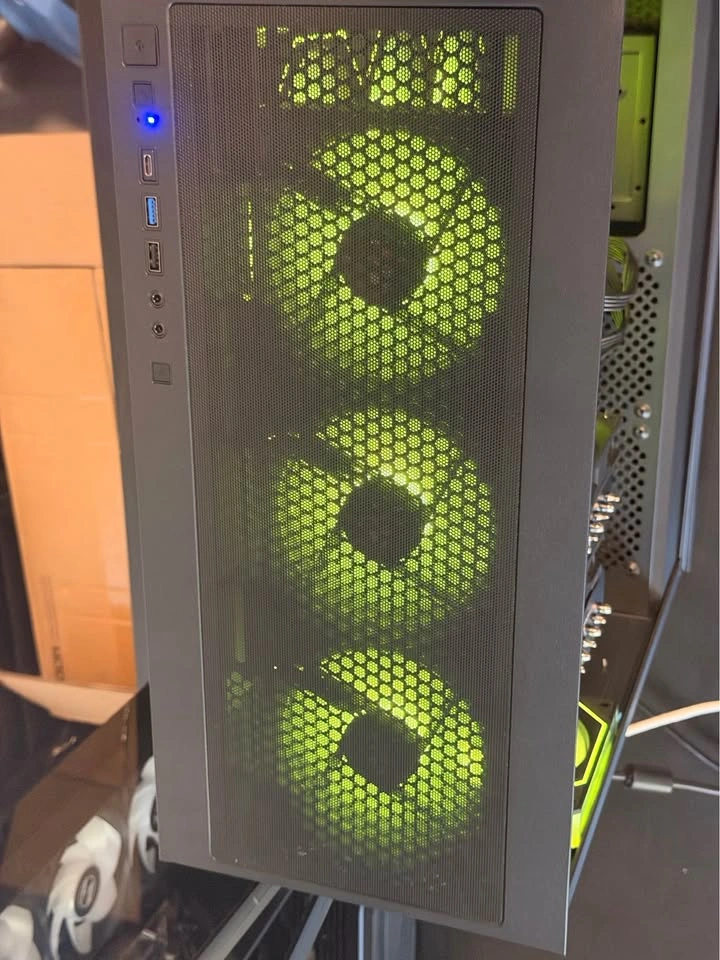 Custom Gaming PC - Intel i5 12600K - RTX 3070 - 32GB RAM - 1TB N - photo 5
