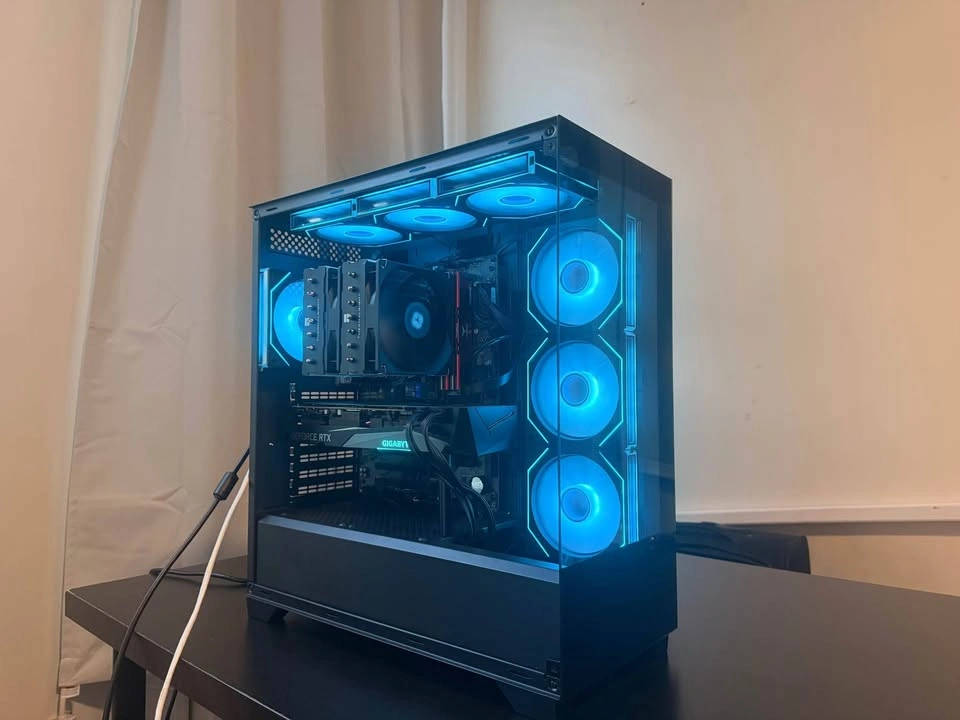 Custom Gaming PC - Intel i5 12600K - RTX 3070 - 32GB RAM - 1TB N