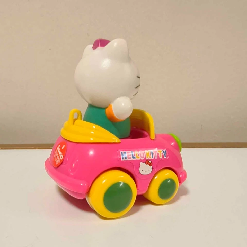 Sanrio Hello Kitty Push & Go Car Toy - photo 4