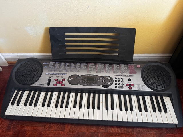Casio LK-35 Keyboard