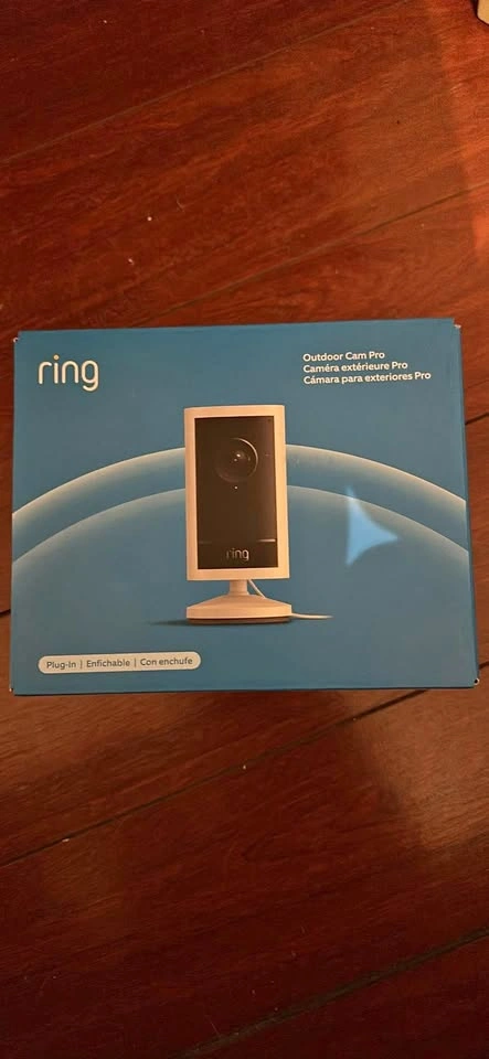 Brand new Ring Outdoor Cam Pro, Plug-In (Newest Model)