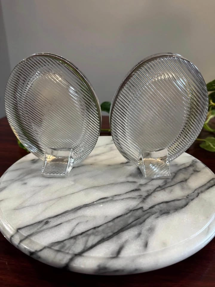 Vintage Glass Oval Picture Frames - Set of Two - photo 4