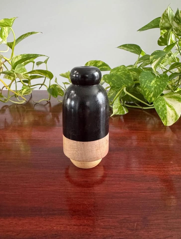 Vintage Wooden Japanese Kokeshi Doll - 12 cm - photo 3