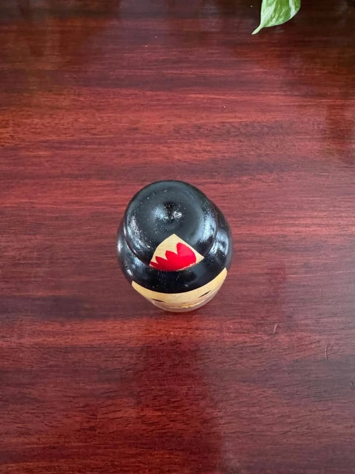 Vintage Wooden Japanese Kokeshi Doll - 12 cm - photo 5